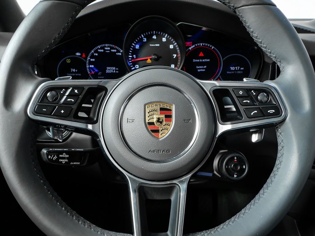 Certified 2023 Porsche Cayenne Coupe image 9