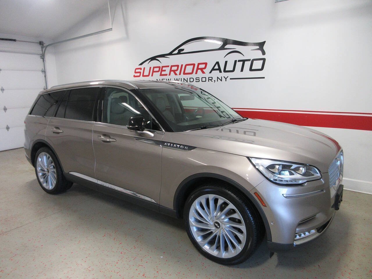 Used 2020 Lincoln Aviator Reserve w/ Equipment Group 202A AWD/4WD image 7