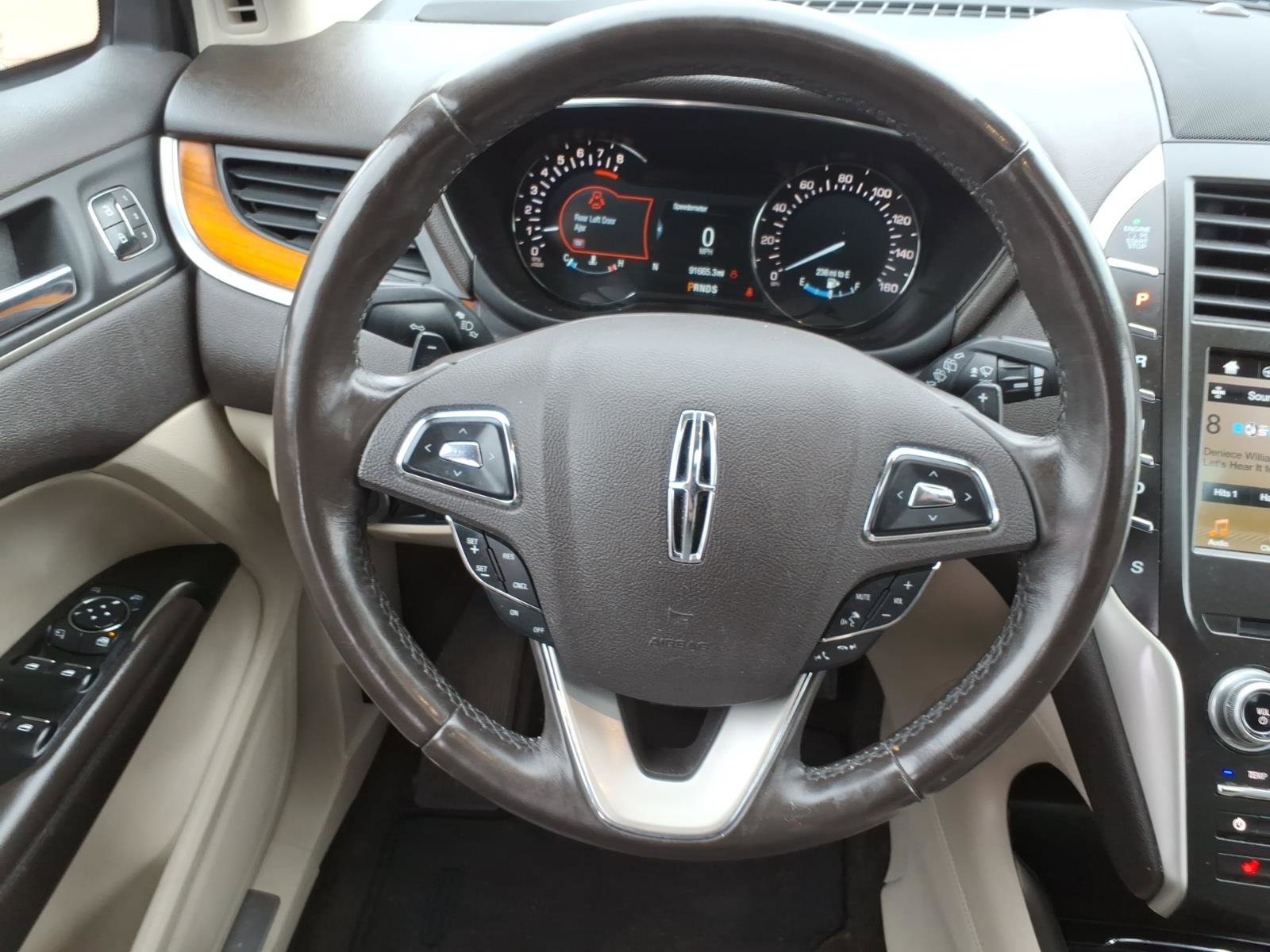 Used 2019 Lincoln MKC Select w/ Vista Value Package image 20