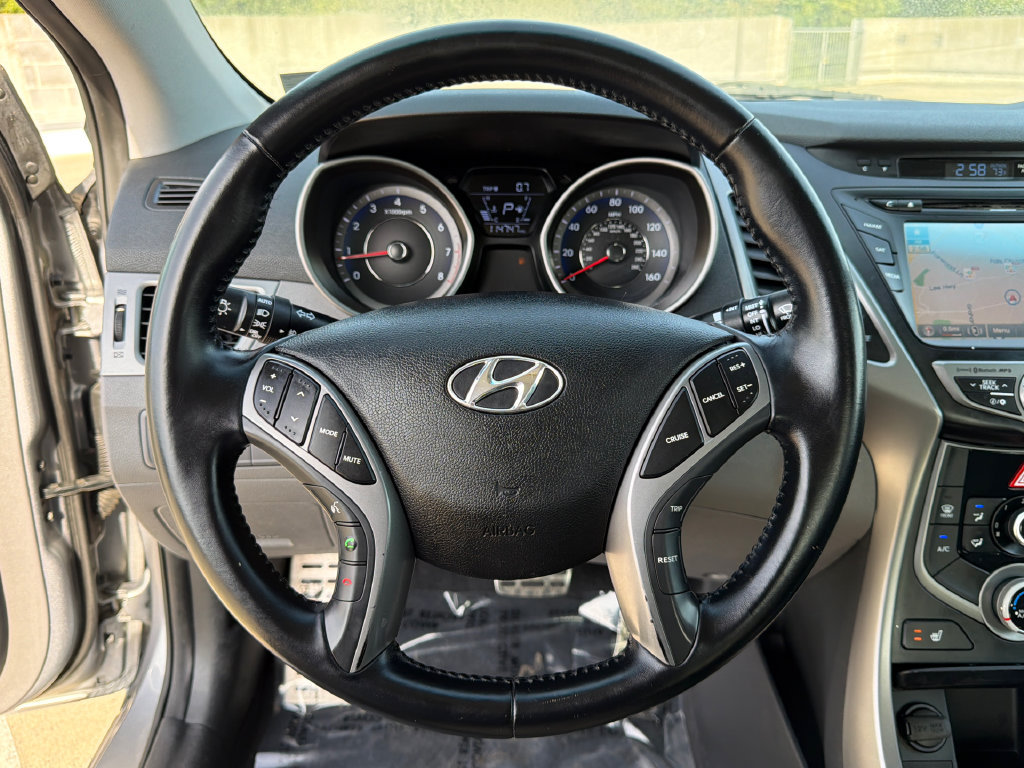Used 2015 Hyundai Elantra Sport w/ Option Group 04 FWD image 29