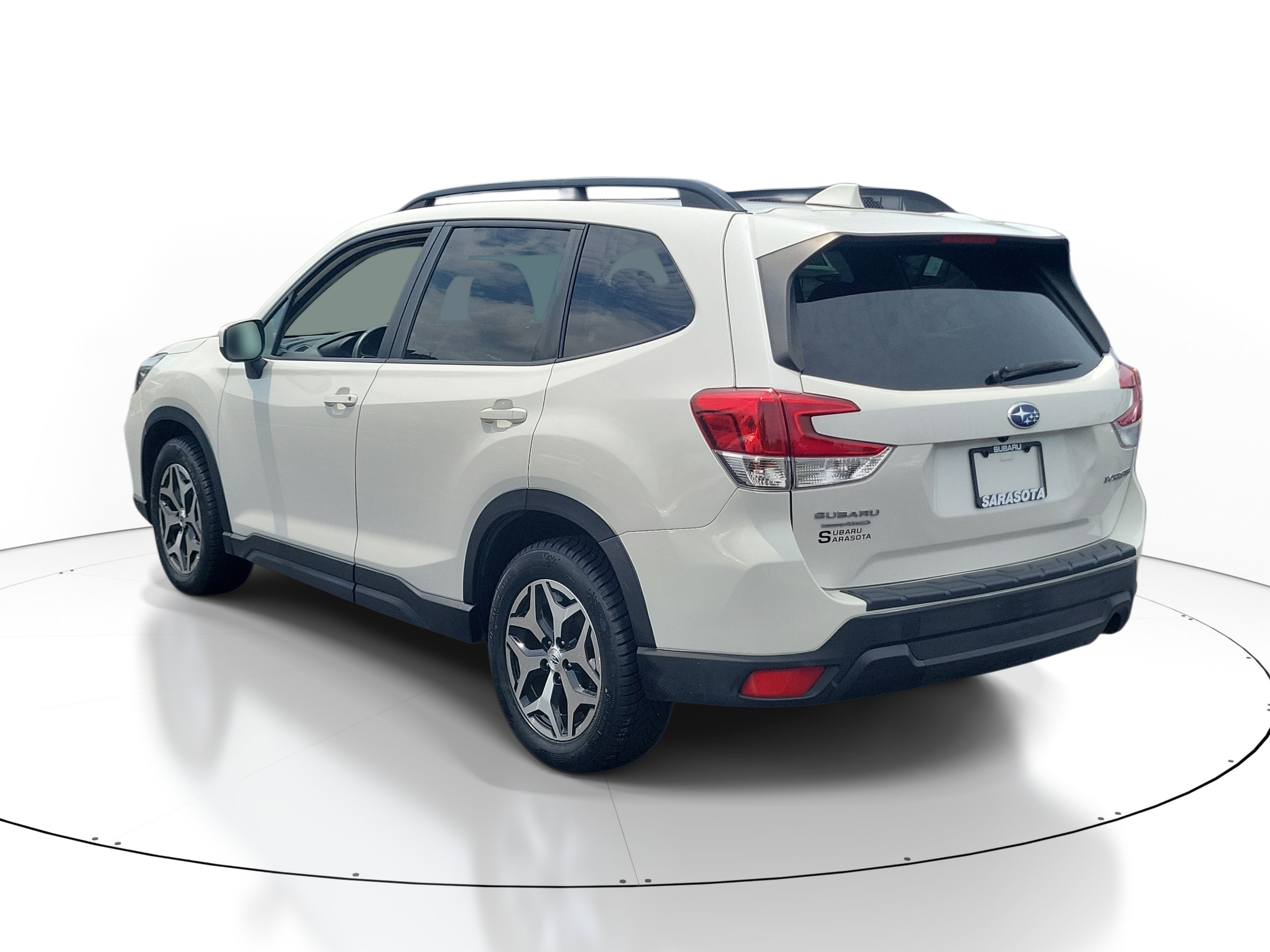 Used 2020 Subaru Forester Premium w/ Popular Package #1 AWD/4WD image 4