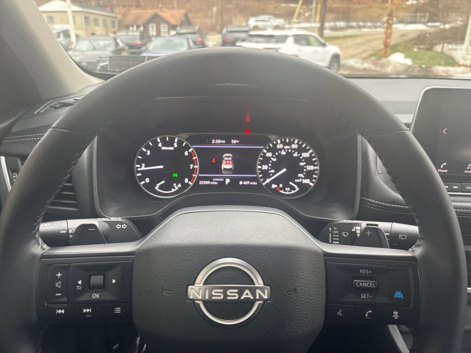 Used 2025 Nissan Rogue SV image 30