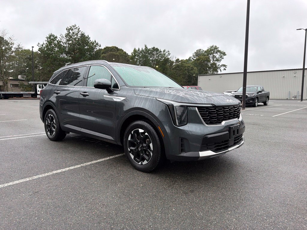 Used 2024 Kia Sorento S FWD image 4