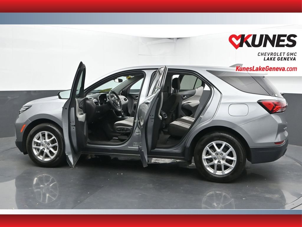 Used 2023 Chevrolet Equinox LT image 53
