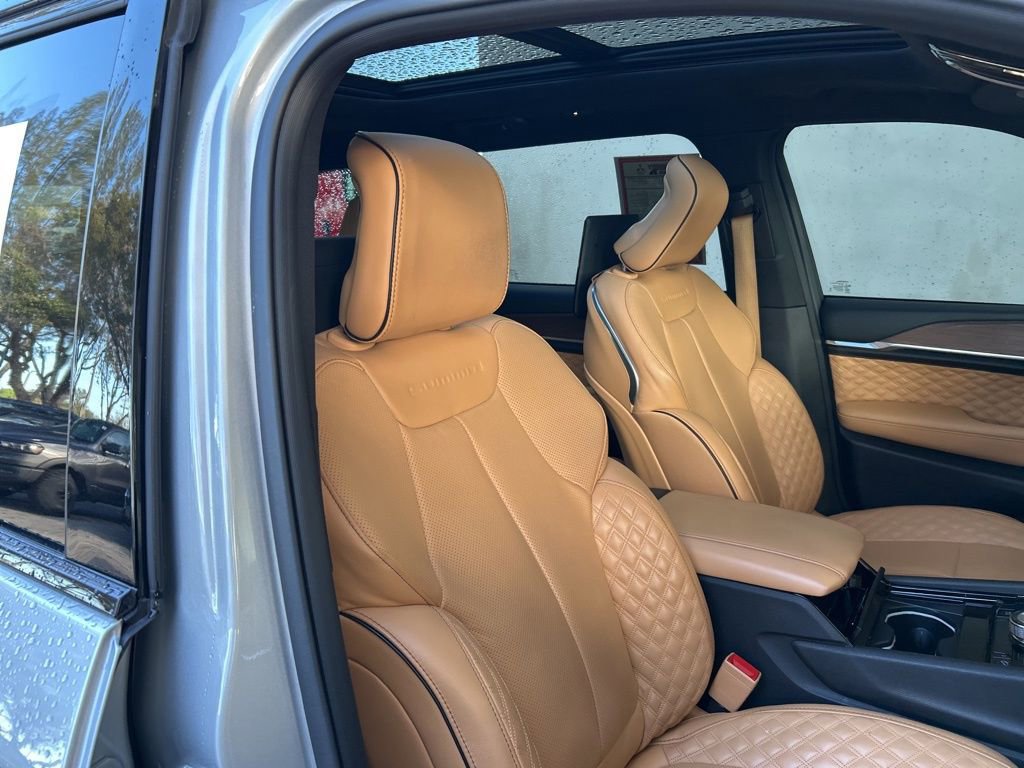 Used 2025 Jeep Grand Cherokee L Summit w/ Advanced Protech Group IV image 22