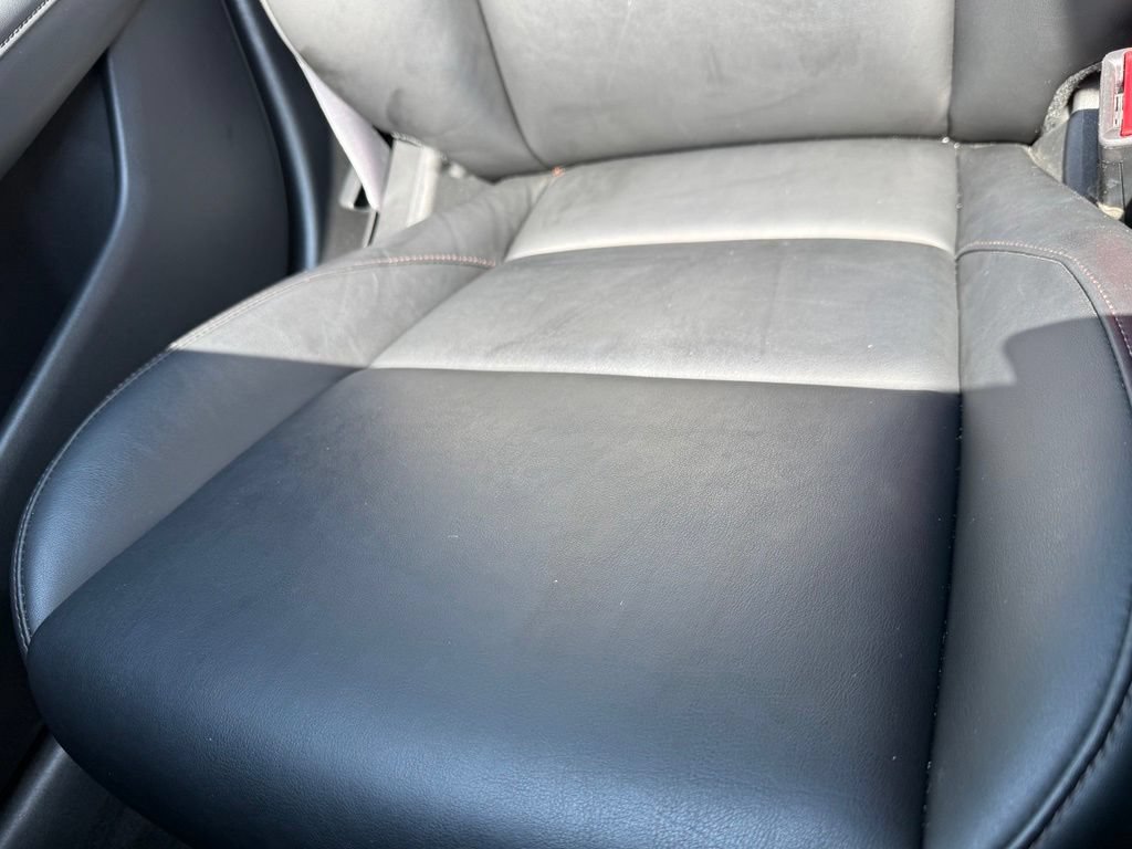 Used 2019 MAZDA MAZDA3 Hatchback FWD image 22
