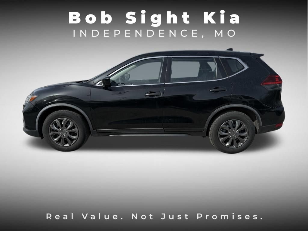 Used 2018 Nissan Rogue S image 5