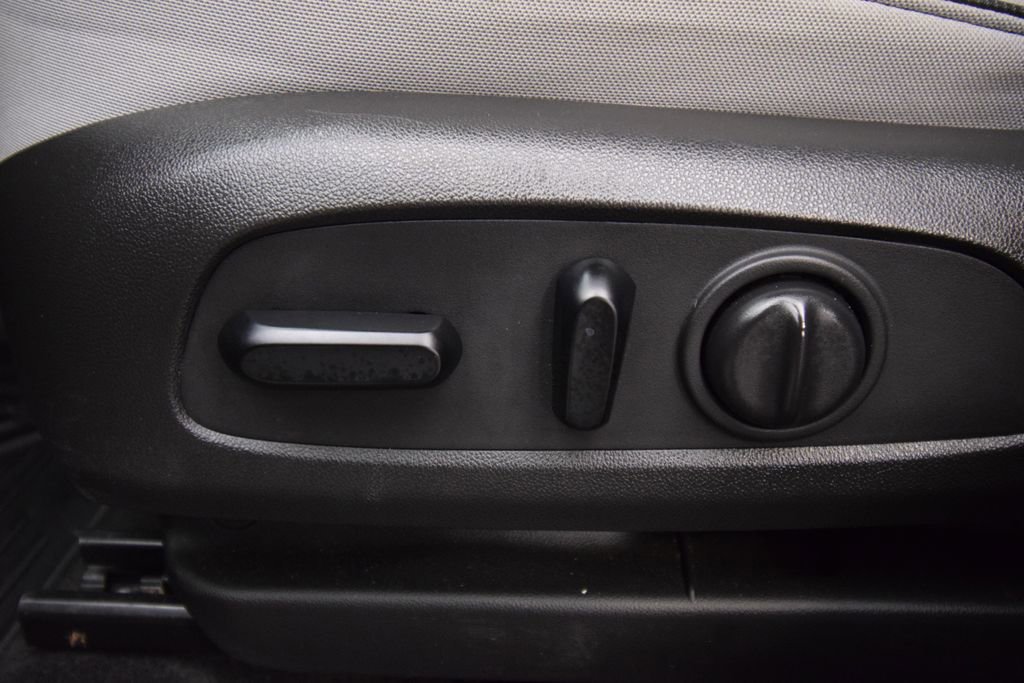 Used 2022 Chevrolet TrailBlazer LT w/ Driver Confidence Package FWD image 24