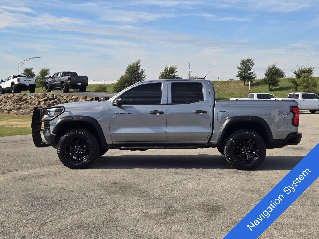 Used 2023 Chevrolet Colorado Trail Boss w/ Technology Package AWD/4WD image 4