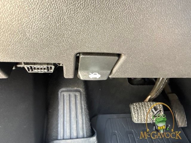 Used 2023 GMC Terrain AT4 w/ Infotainment Package II AWD/4WD image 25