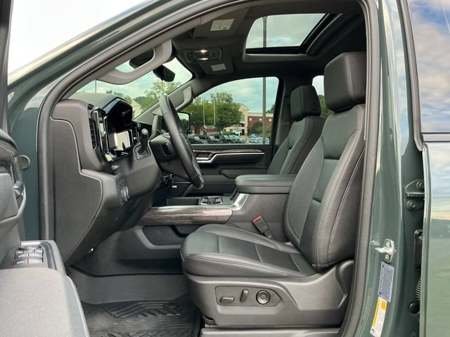 Used 2025 Chevrolet Silverado 2500 LTZ w/ Trail Boss Package AWD/4WD image 13