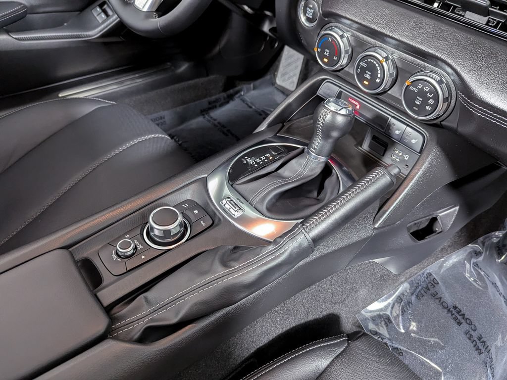 Used 2022 MAZDA MX-5 Miata Grand Touring RWD image 44
