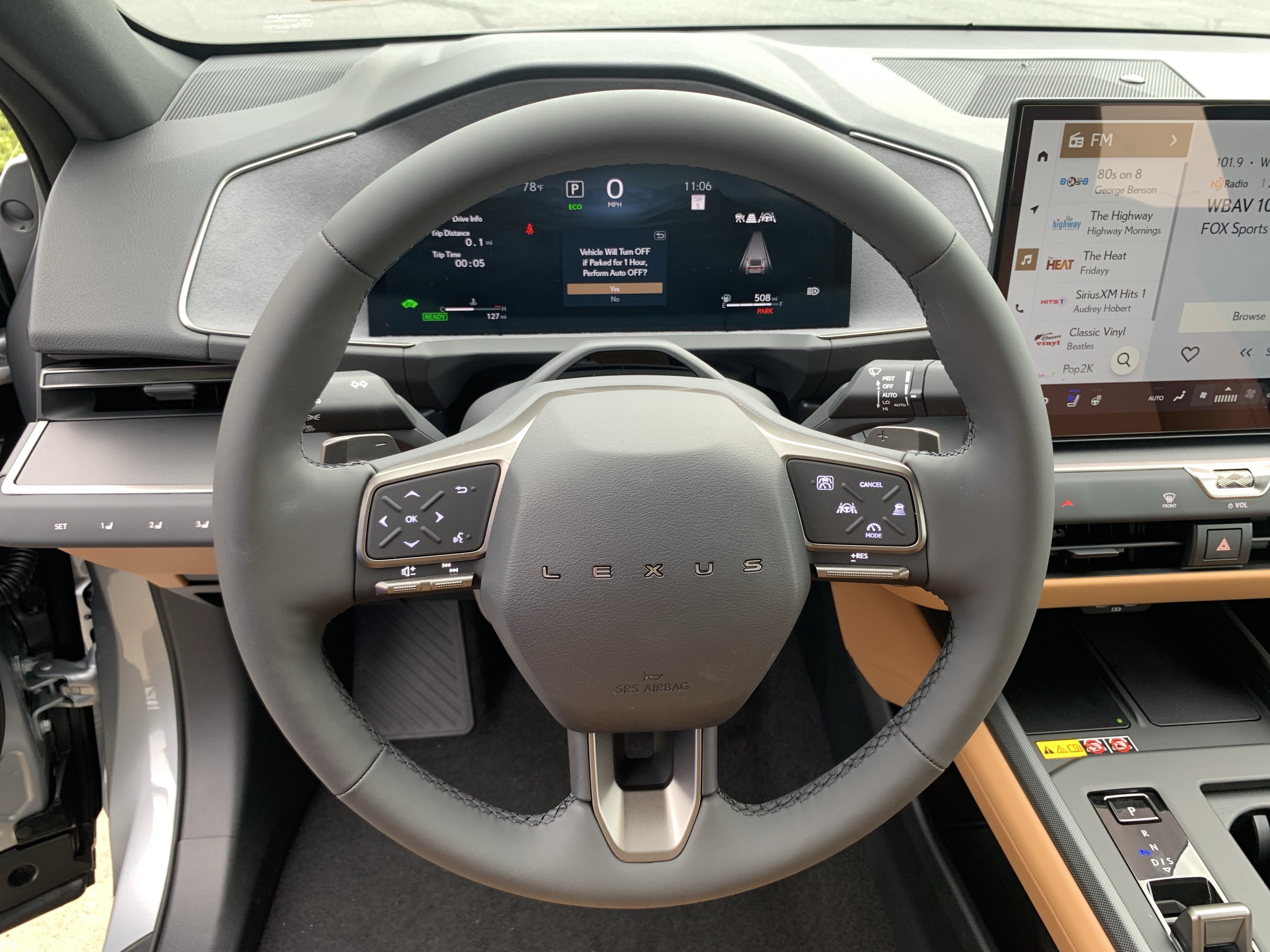 Used 2026 Lexus ES 350h w/ Convenience Package FWD image 18