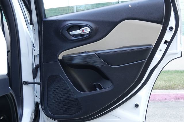 Used 2015 Jeep Cherokee Latitude image 39