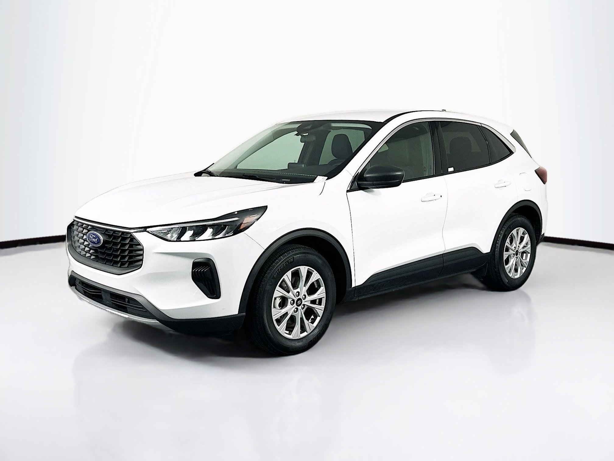 Used 2024 Ford Escape Active image 3