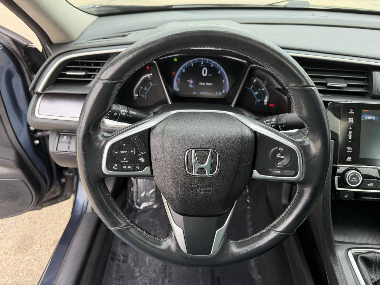 Used 2018 Honda Civic EX-T image 16