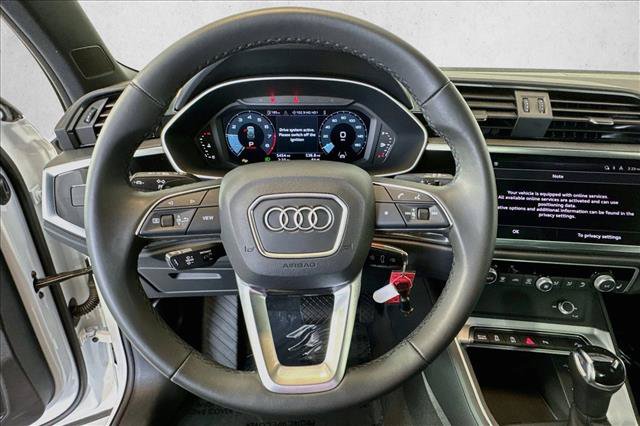 Used 2025 Audi Q3 2.0T Premium AWD/4WD image 11