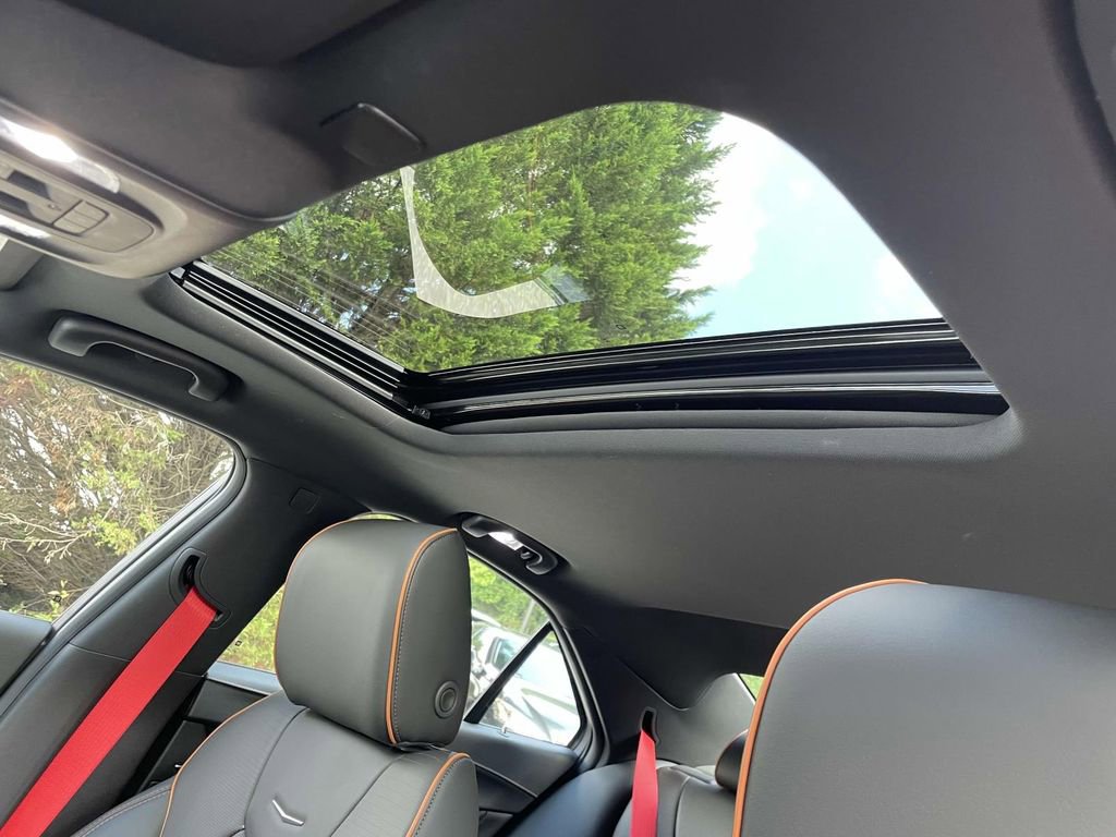 New 2026 Cadillac CT4 V image 18