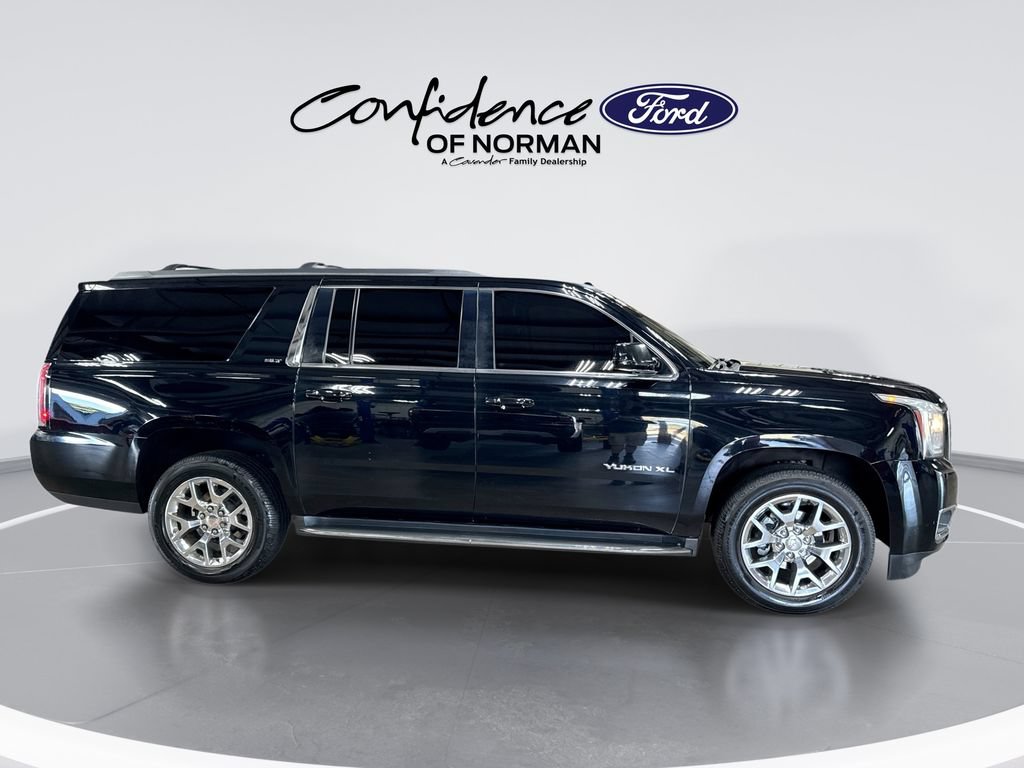 Used 2016 GMC Yukon XL SLT w/ Open Road Package AWD/4WD image 10