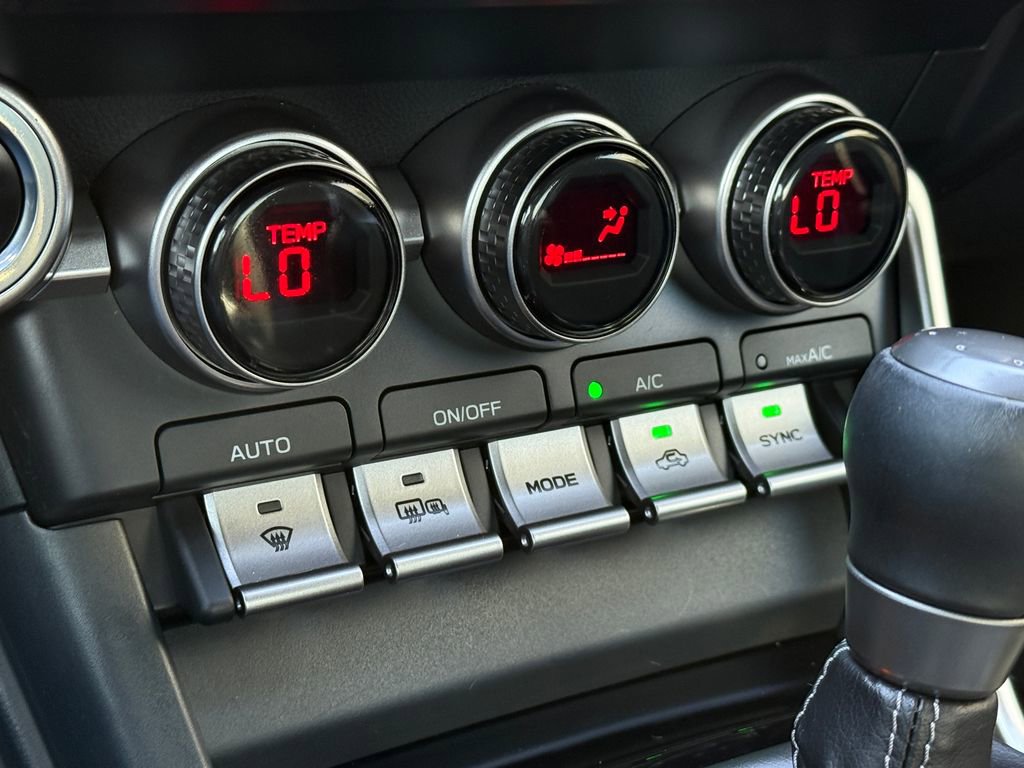 Used 2023 Toyota GR86 Premium w/ ALL Weather Mat Package (TMS) image 23