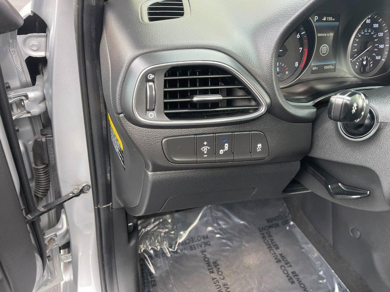 Used 2020 Hyundai Elantra GT w/ Style Package 02 FWD image 19