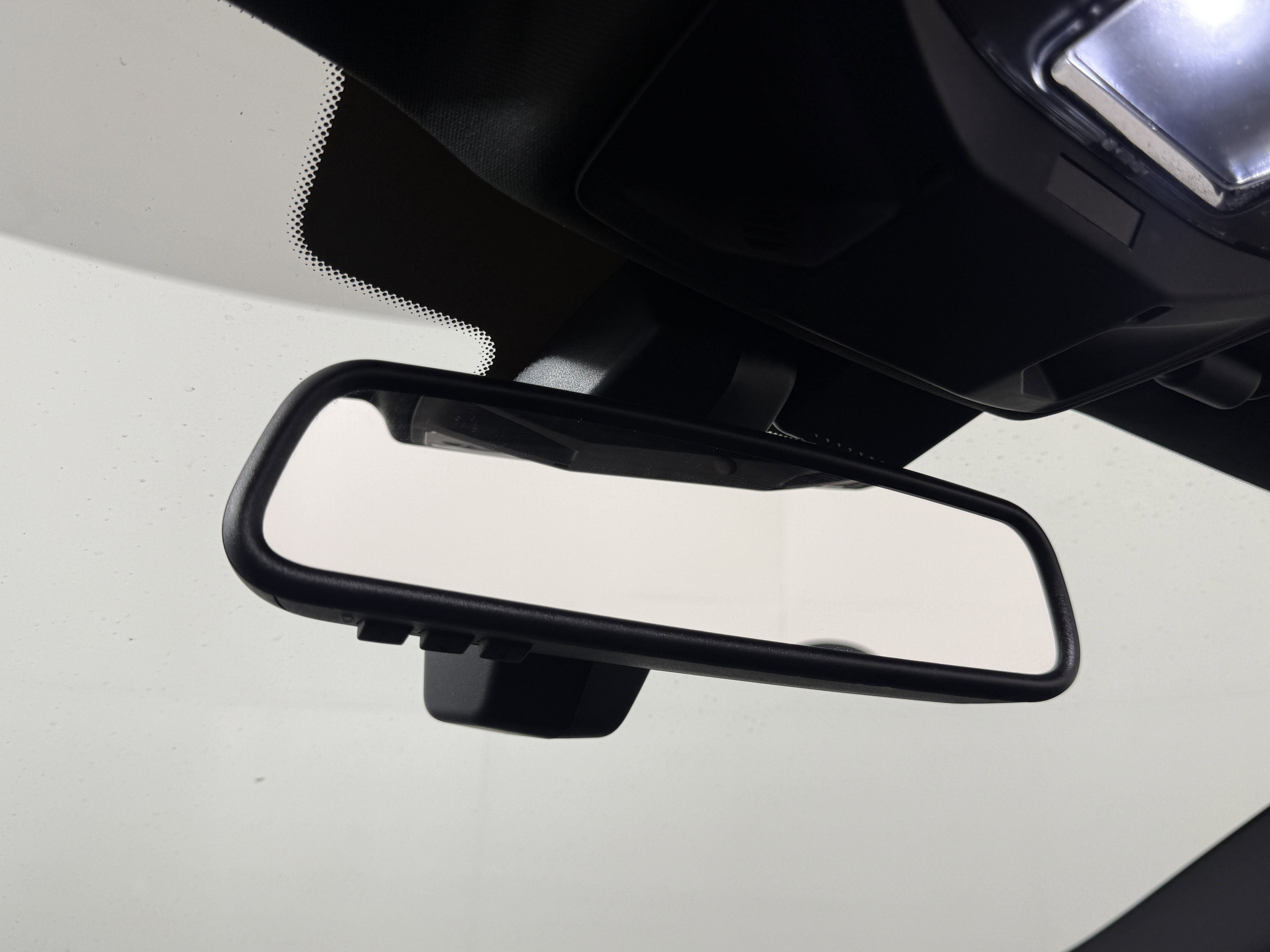 Used 2015 Jaguar F-TYPE S image 27