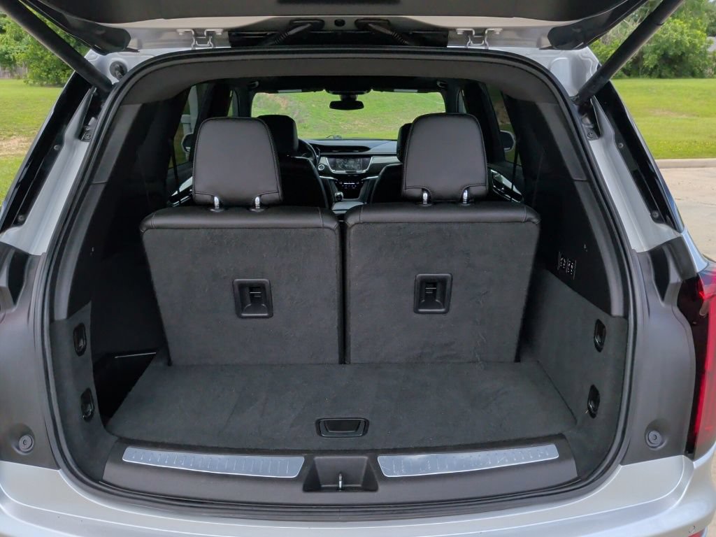 Used 2020 Cadillac XT6 Premium Luxury FWD image 39