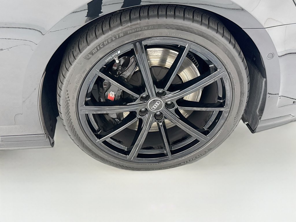Used 2024 Audi S8 AWD/4WD image 31