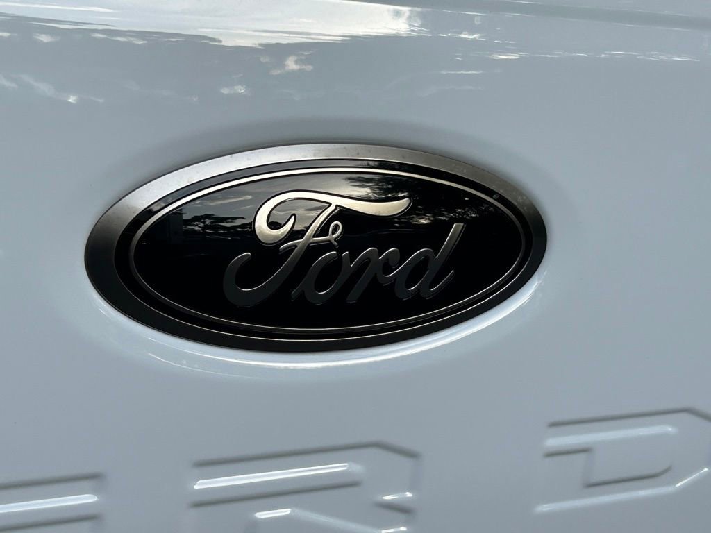 Used 2025 Ford F250 Lariat w/ Lariat Ultimate Package image 27