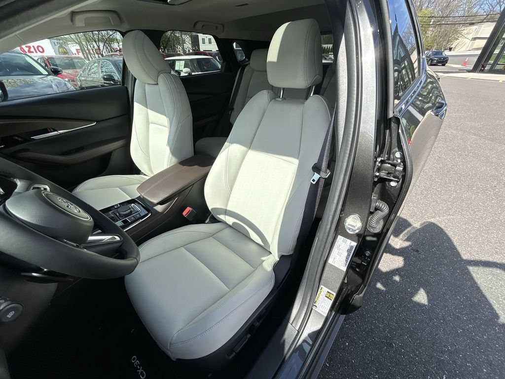 New 2025 MAZDA CX-30 2.5 Turbo w/ Premium Plus Pkg AWD/4WD image 11