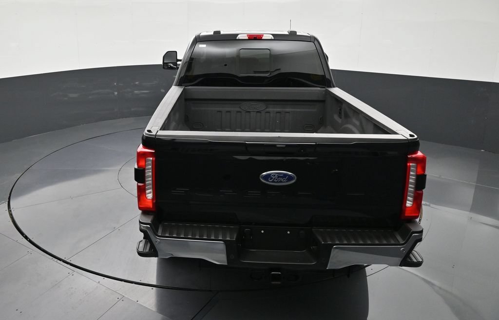 Used 2025 Ford F250 Lariat w/ Chrome Package AWD/4WD image 15
