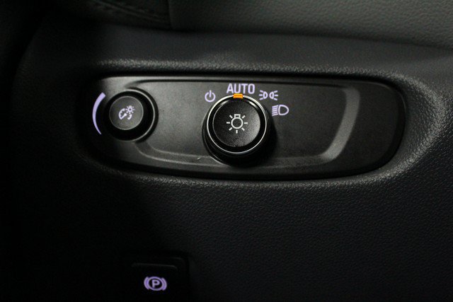 Used 2021 Chevrolet Blazer LT FWD image 21
