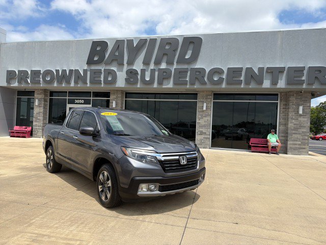Used 2017 Honda Ridgeline RTL-E image 1