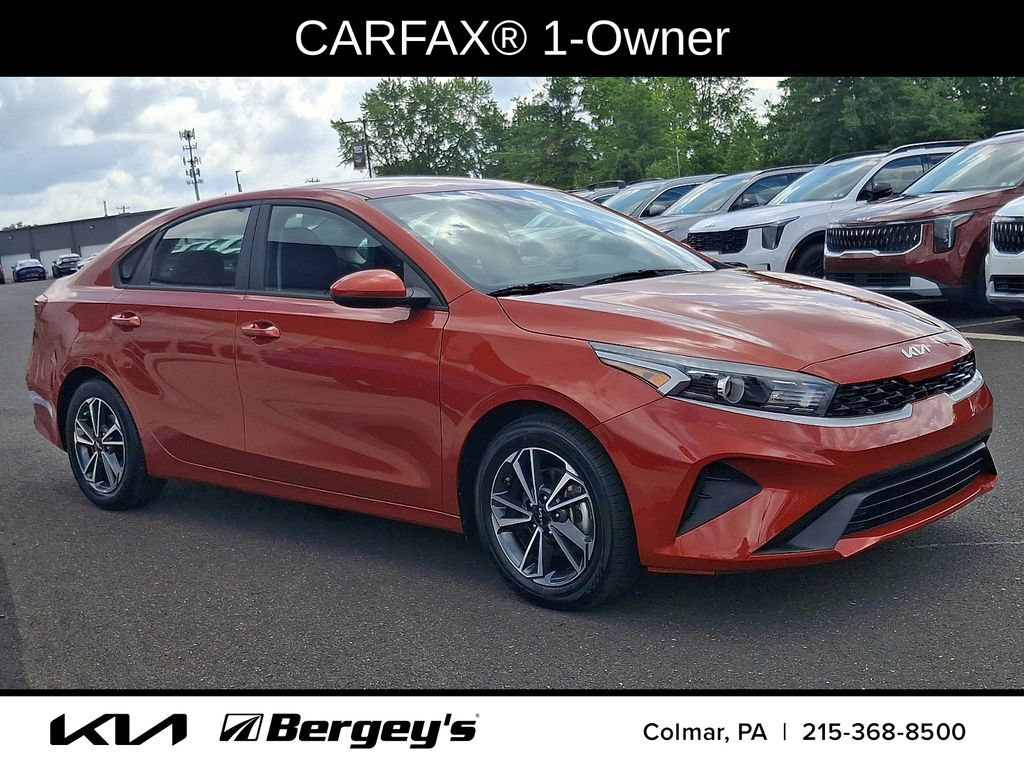 Certified 2023 Kia Forte LXS FWD image 3