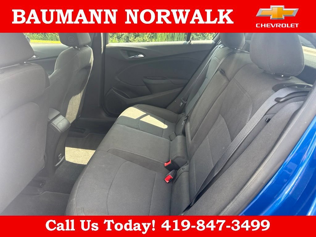 Used 2019 Chevrolet Cruze LT w/ Convenience Package FWD image 29