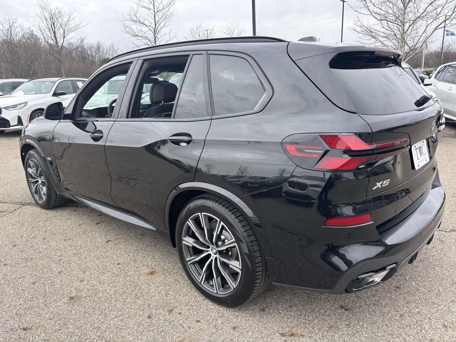New 2026 BMW X5 xDrive50e AWD/4WD image 7
