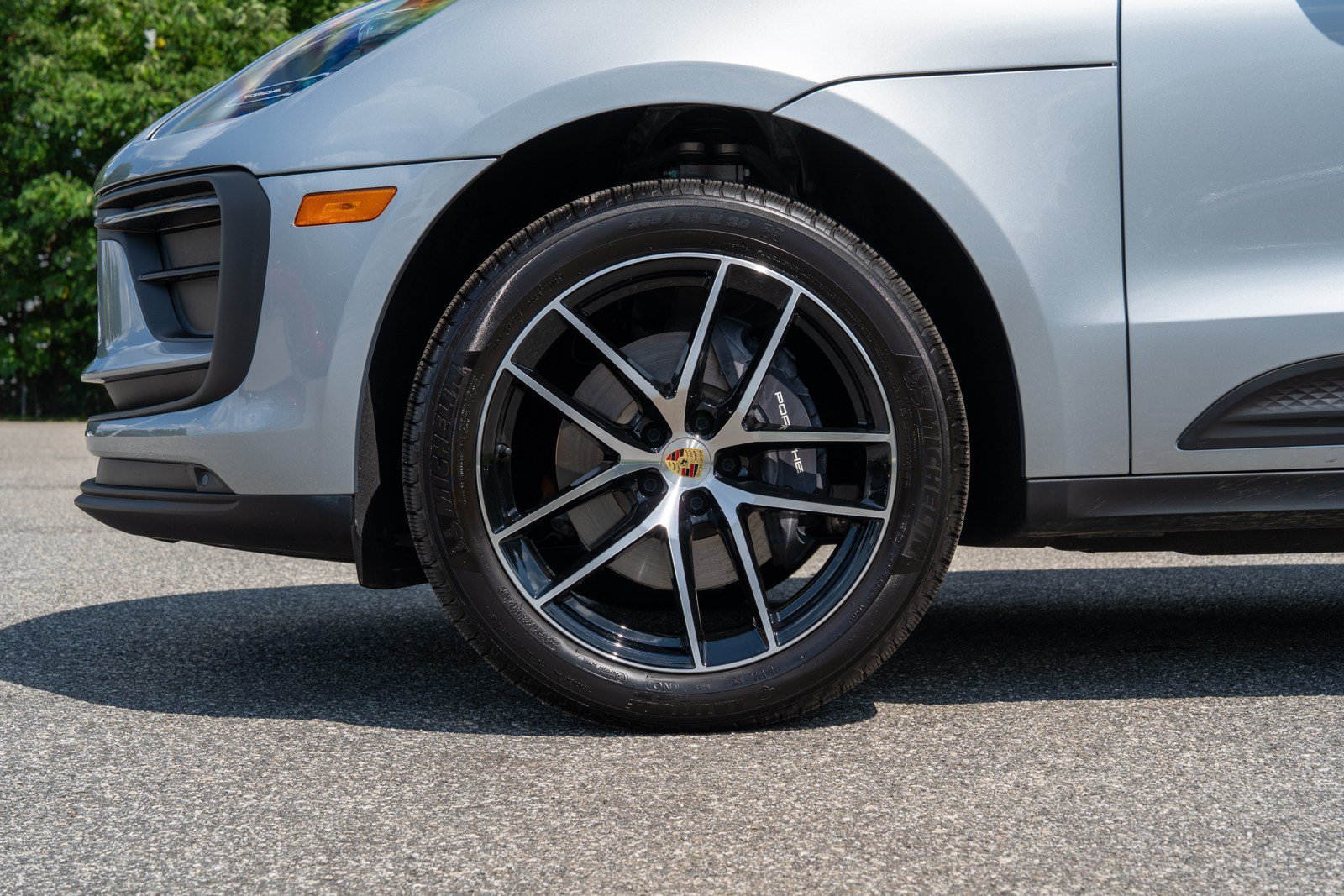 Certified 2026 Porsche Macan AWD/4WD image 11