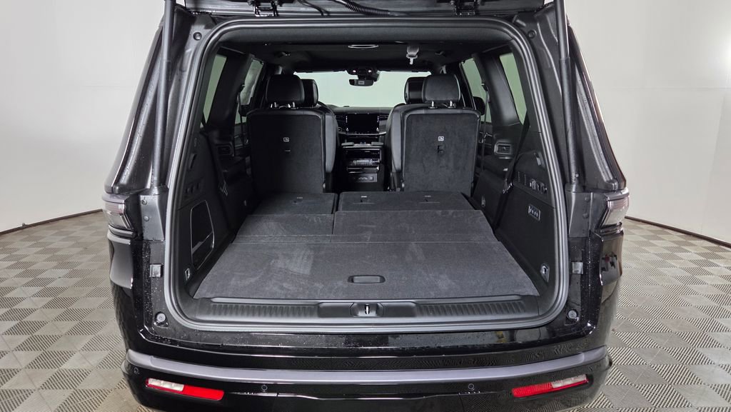 New 2026 Jeep Grand Wagoneer Limited image 10