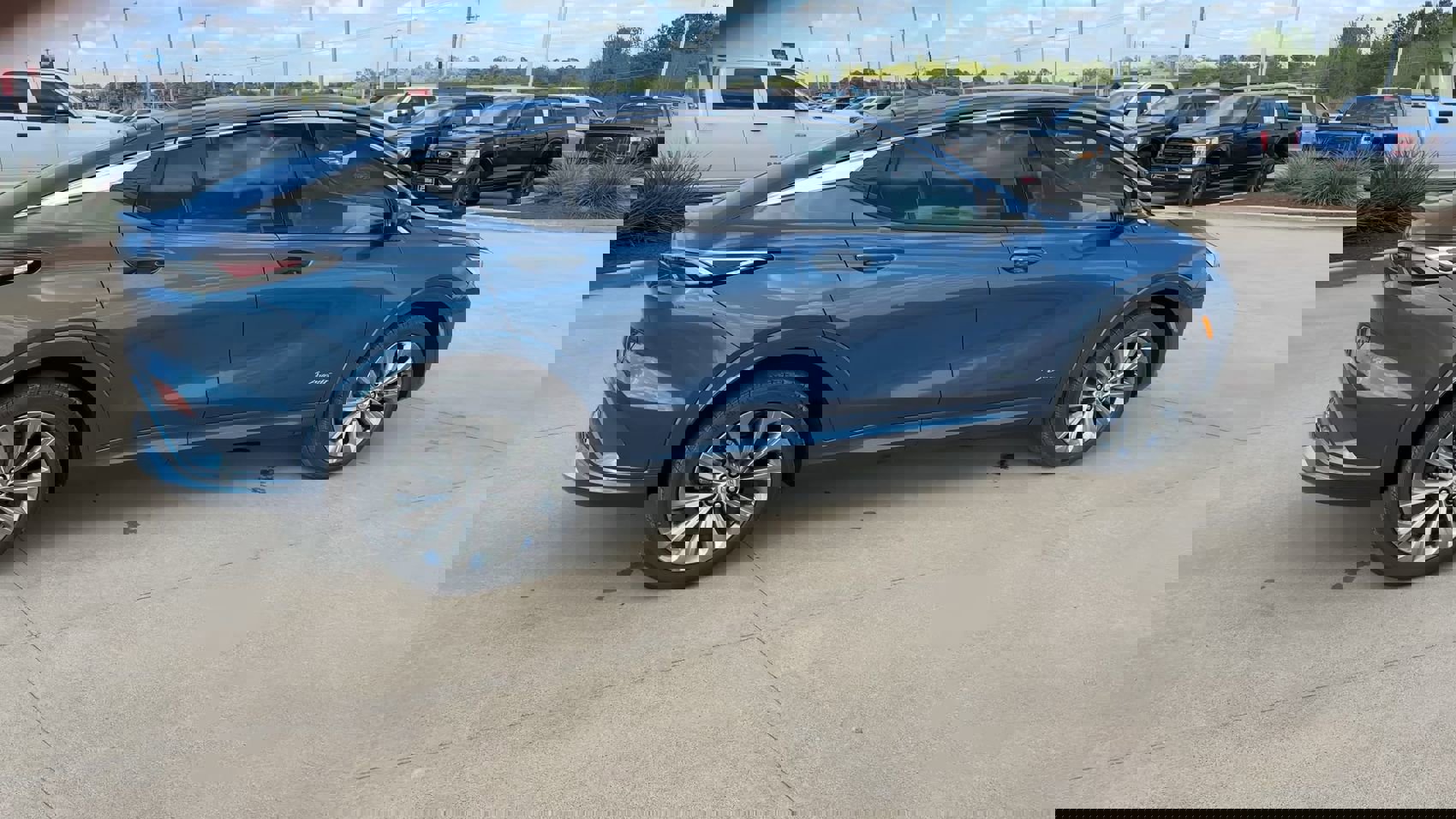 New 2026 Buick Envista Avenir FWD image 9