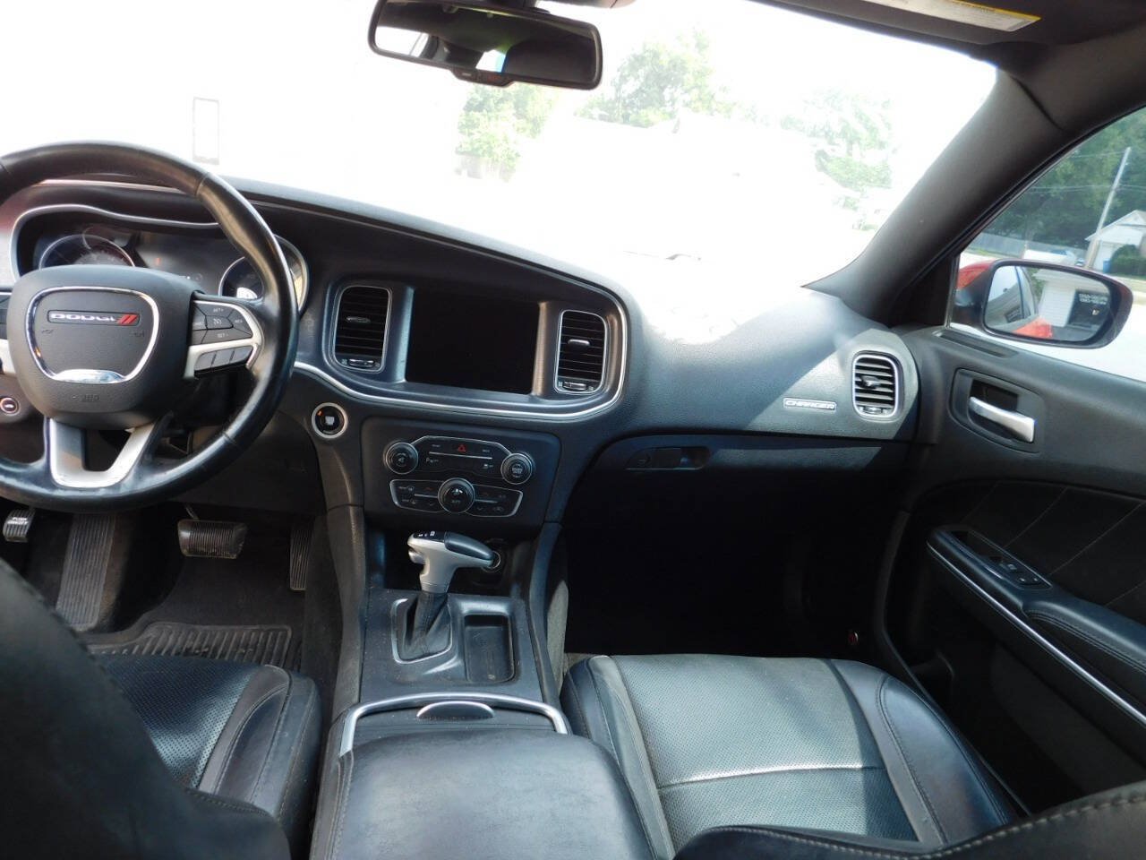 Used 2015 Dodge Charger R/T w/ Plus Group RWD image 15