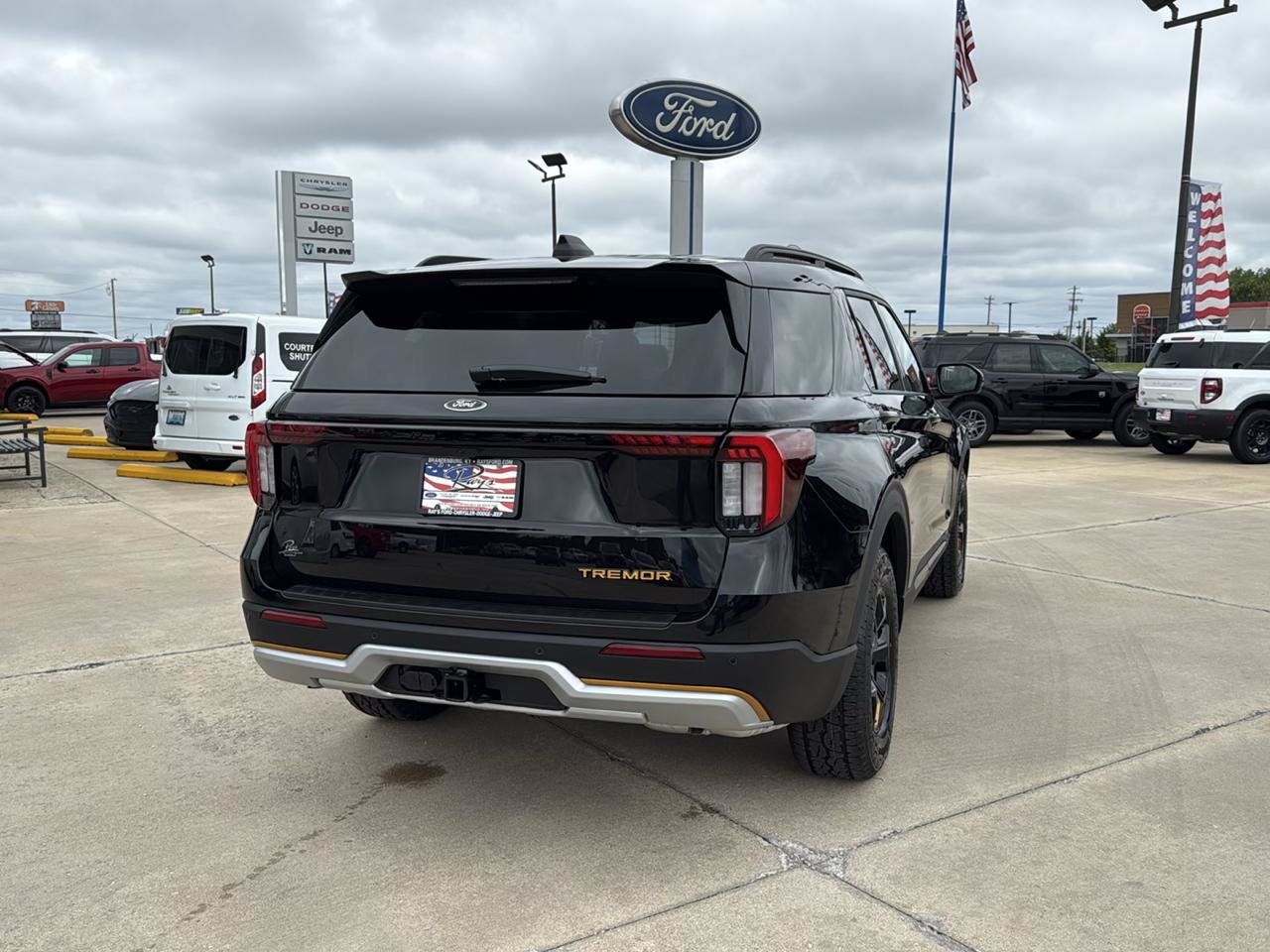 New 2026 Ford Explorer Tremor w/ Tremor Convenience Package AWD/4WD image 11