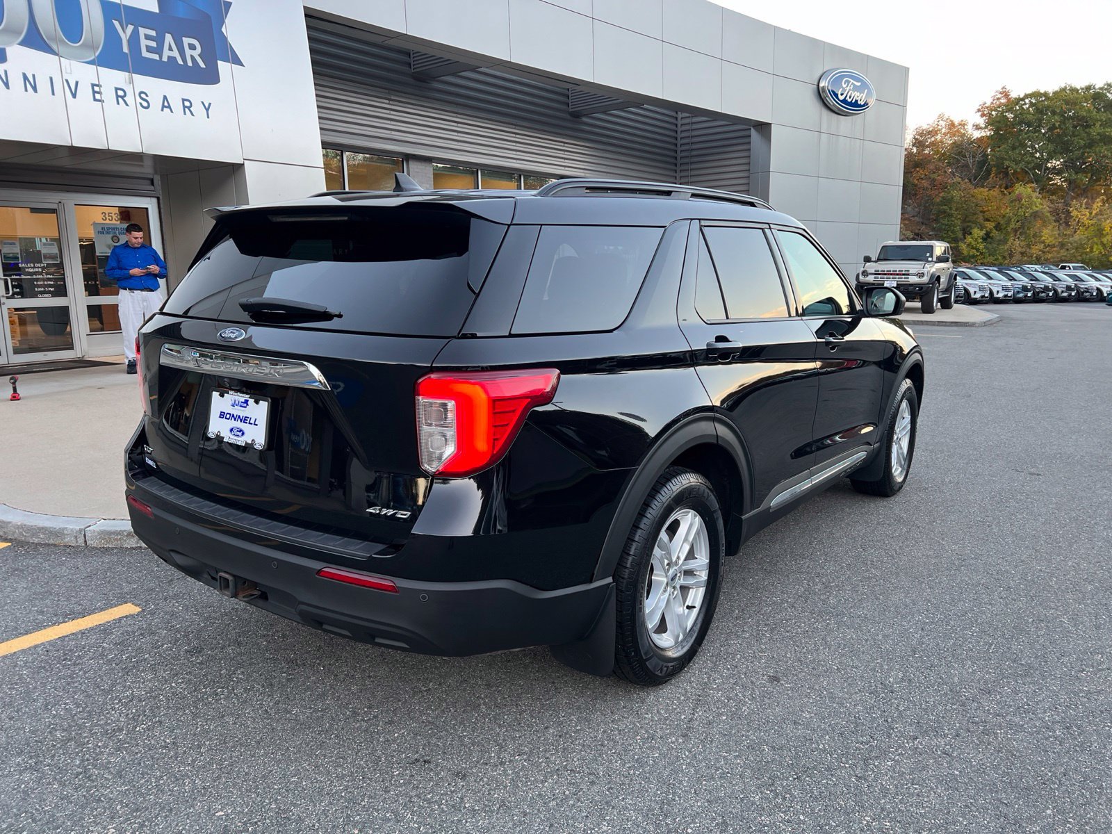 Certified 2021 Ford Explorer XLT w/ Class III Trailer Tow Package AWD/4WD image 7
