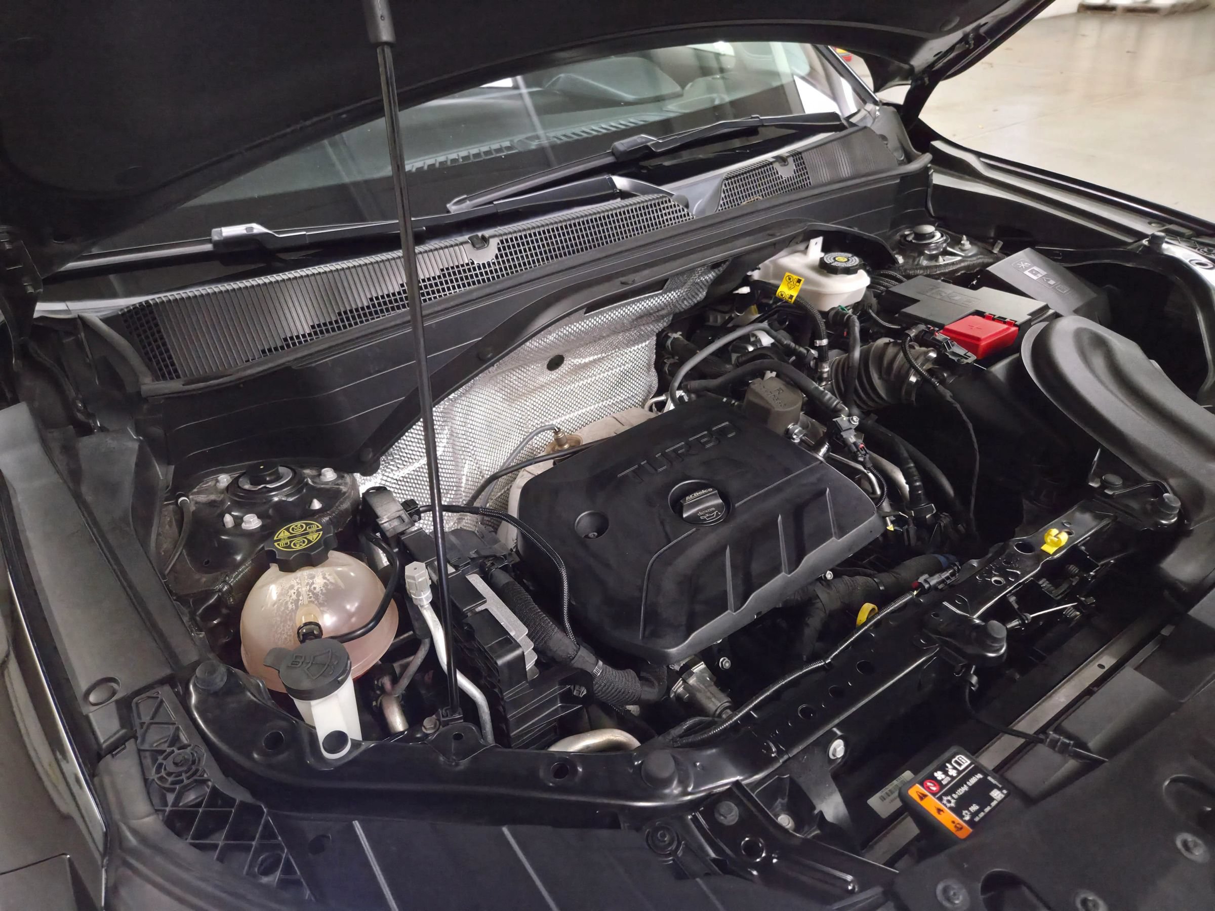 Used 2025 Chevrolet TrailBlazer LT AWD/4WD image 38