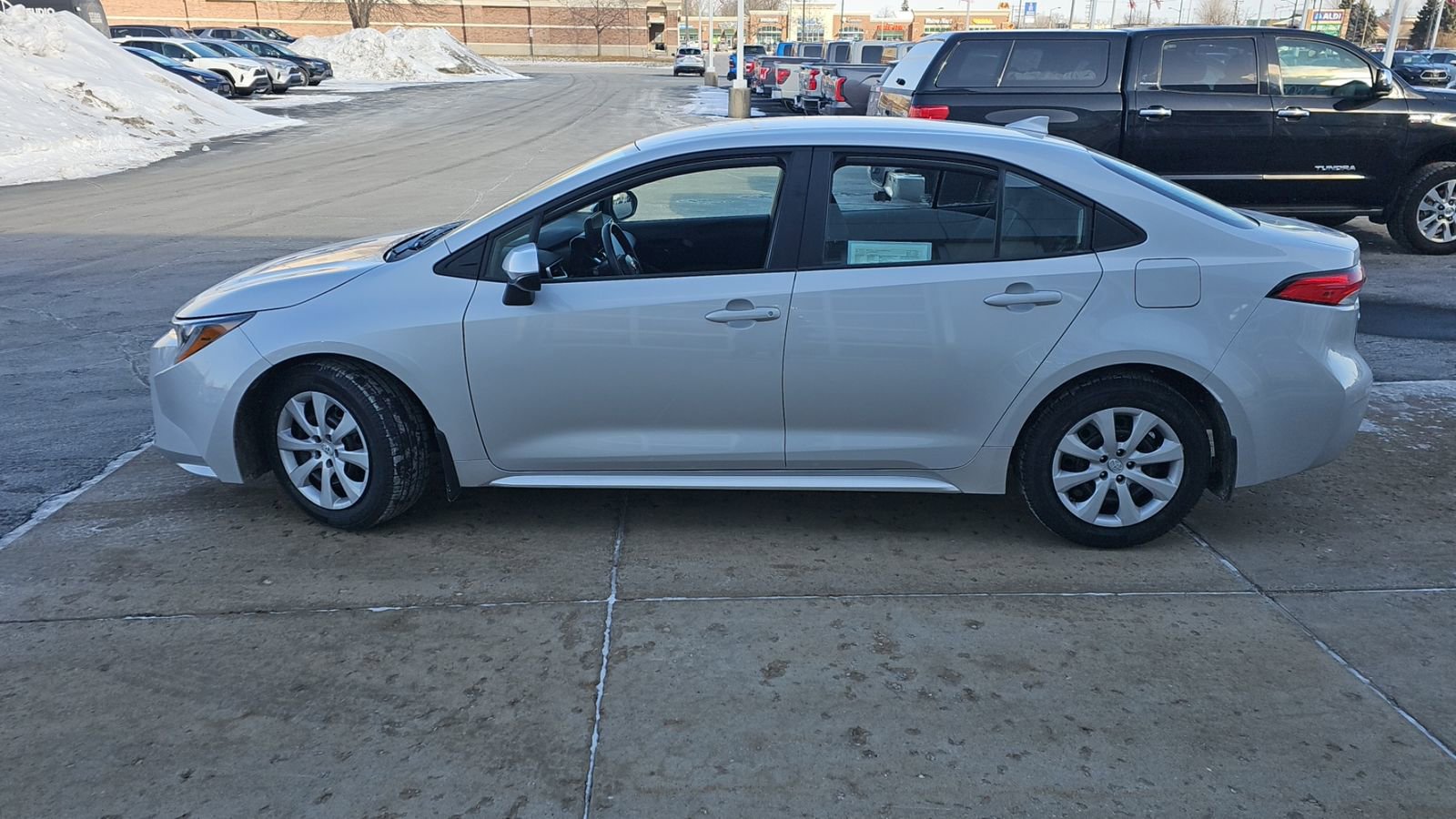 Certified 2023 Toyota Corolla LE image 6
