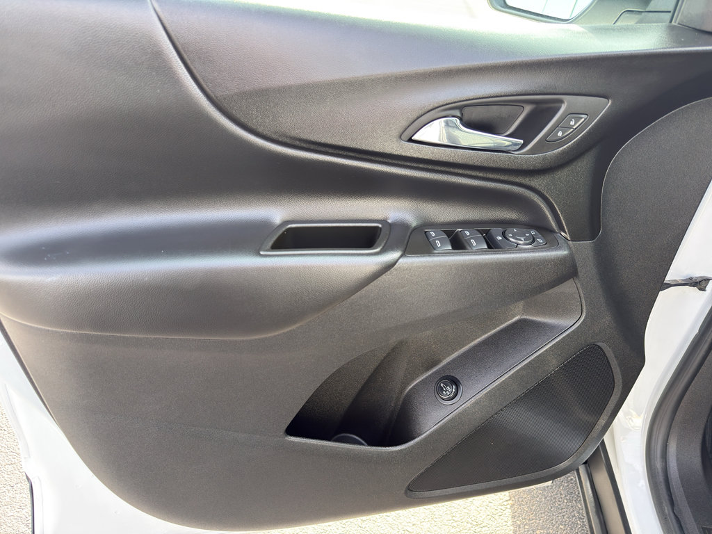 Used 2022 Chevrolet Equinox LT image 13