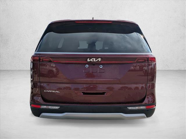 Used 2023 Kia Carnival LX image 6