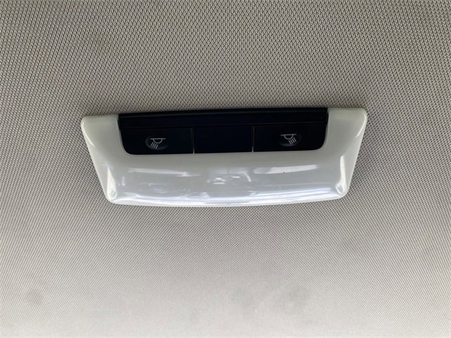 Used 2023 Nissan Rogue SV image 34