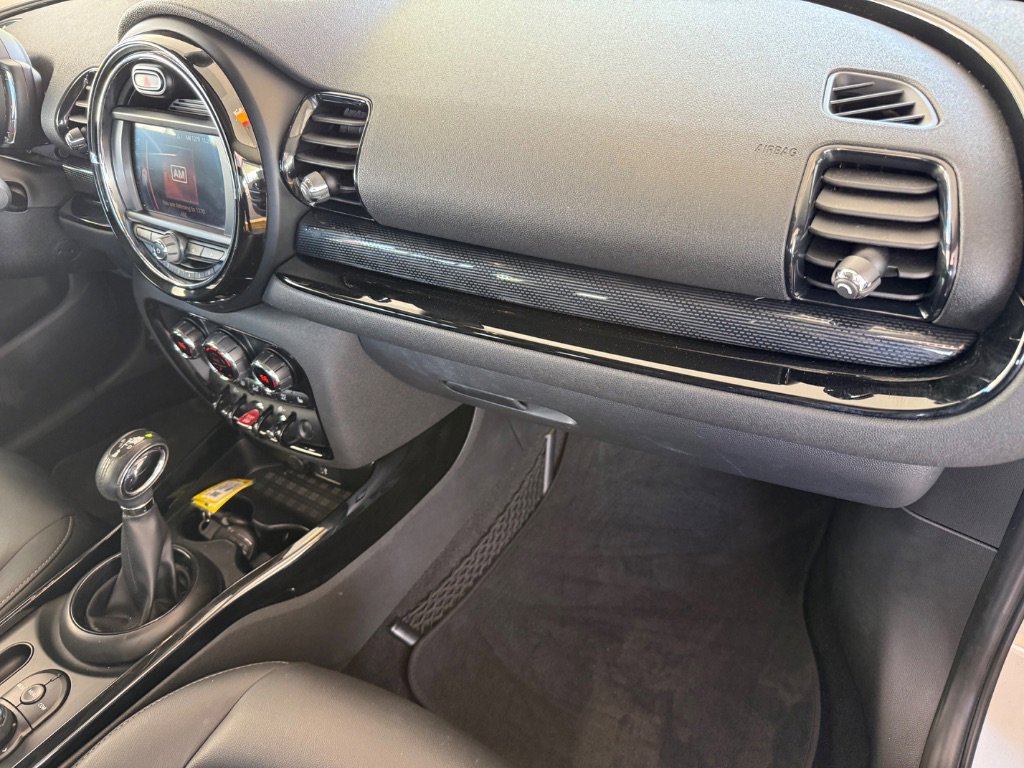 Used 2019 MINI Cooper Clubman ALL4 AWD/4WD image 30