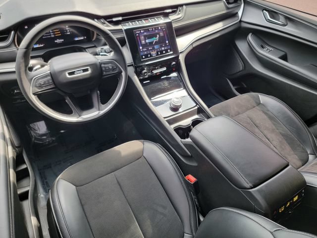 Certified 2024 Jeep Grand Cherokee L Laredo AWD/4WD image 39
