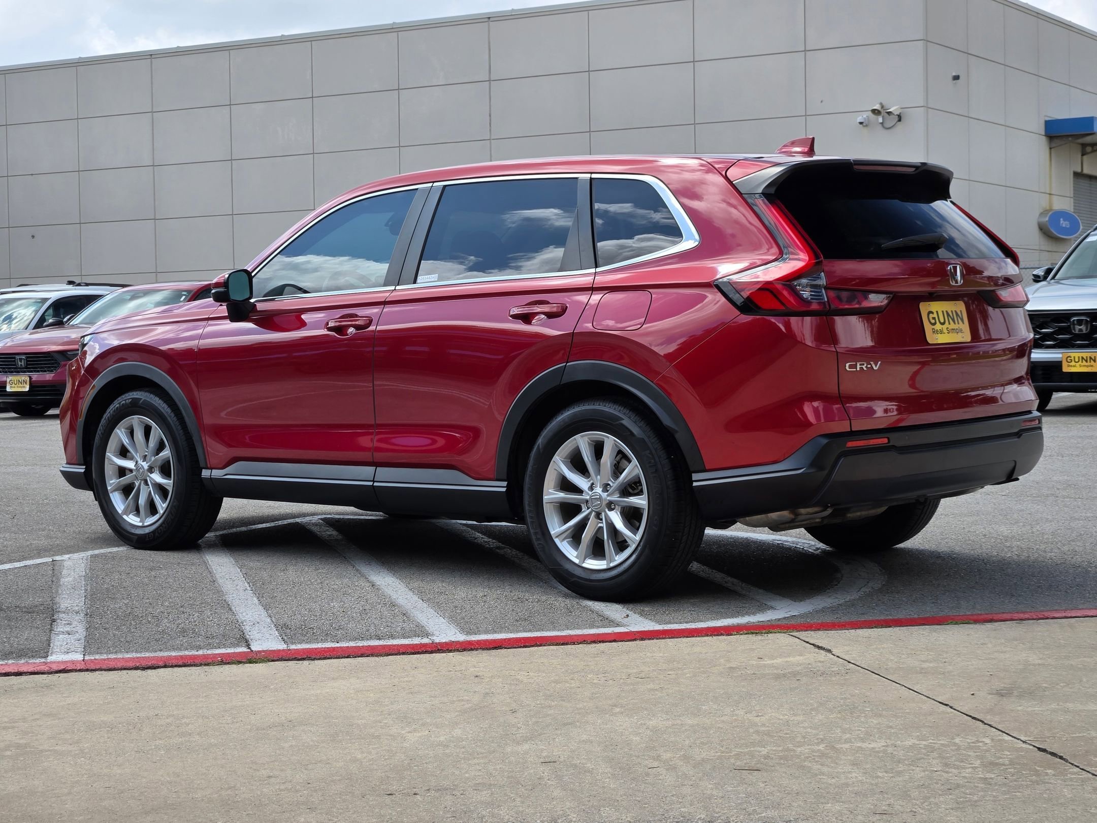 Used 2024 Honda CR-V EX-L image 5